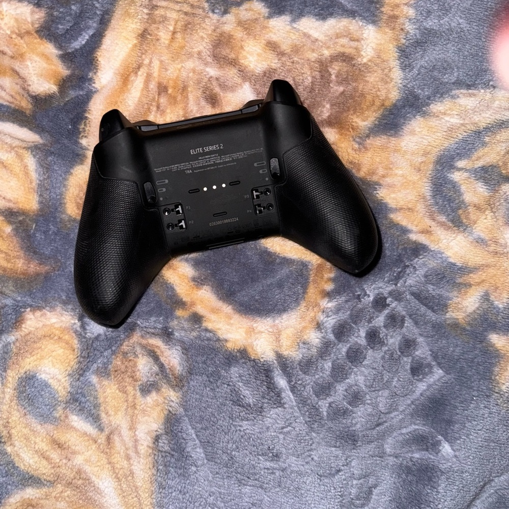 Xbox elite controller - Picture 2 of 2
